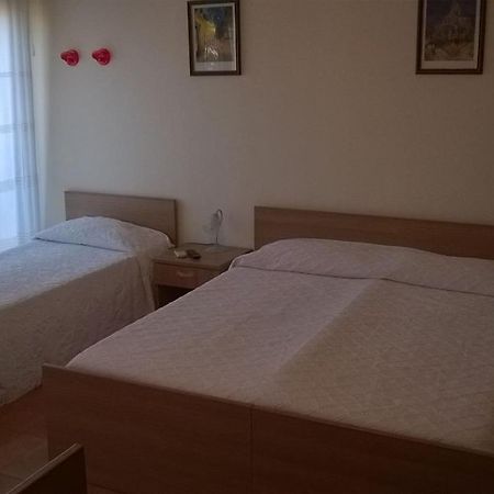 Matteotti B&B Ликата Екстериор снимка